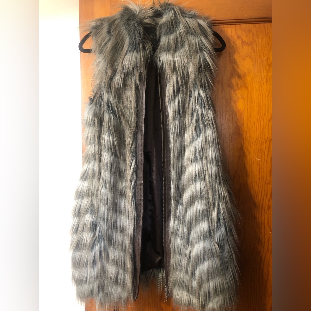 Rachel Zoe Faux Fur Vest Size 6